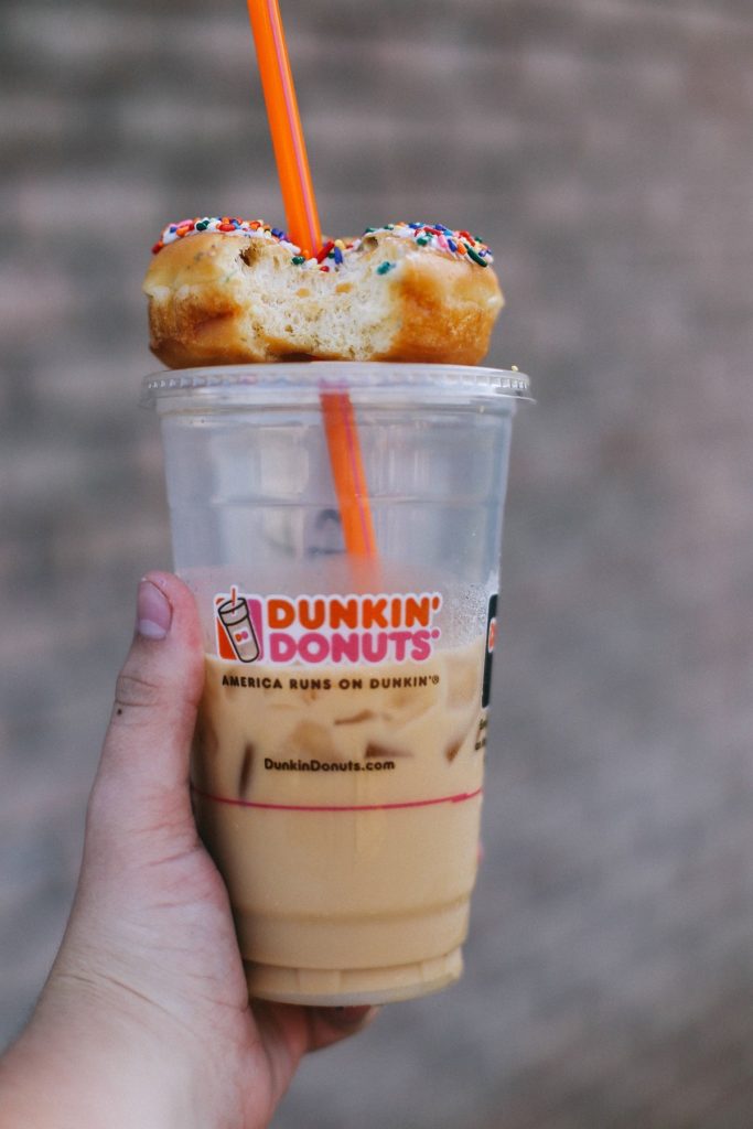 Dunkin' Donuts Refills Unveiling the Free Refill Policy and Beverage